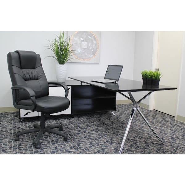 https://images.thdstatic.com/productImages/8f7934ad-4153-4168-9196-ef85b717237d/svn/black-boss-office-products-executive-chairs-b7501-31_600.jpg