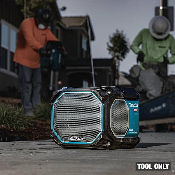 Makita 40V max XGT / 18V LXT Lithium‑Ion Cordless/Corded Bluetooth