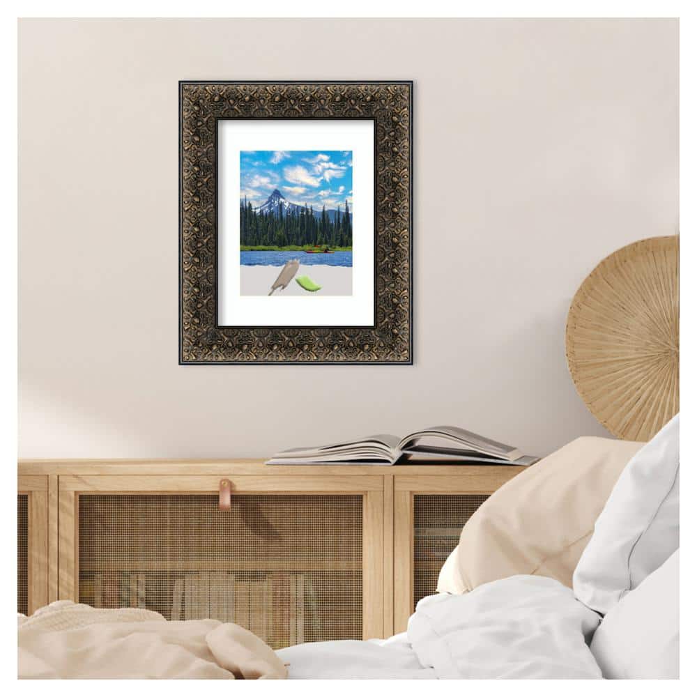 Antiqued Black and Gold Wood Wall Picture Frame