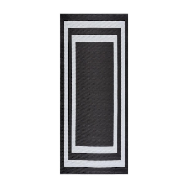 PLAYA RUG Paris Black White 2 ft. 3 in. x 6 ft. Reversible Recycled Plastic Indoor/Outdoor Area Rug