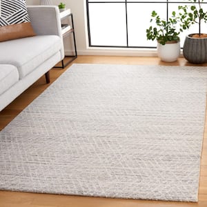 Abstract Silver/Ivory 4 ft. x 6 ft. Chevron Marle Area Rug