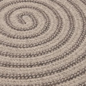 Charmed Dark Gray 5 ft. x 5 ft. Round Braided Area Rug