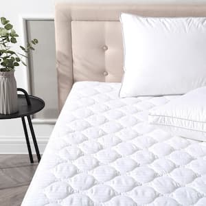 Deluxe Queen-Size Quilted Cotton Waterproof Mattress Pad and Protector