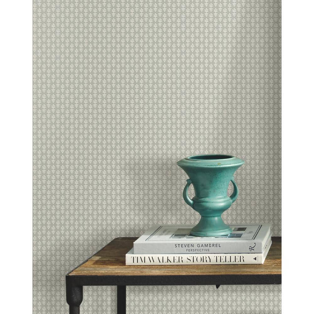 Petal Black Easy-Clean Floral Grid Wallpaper - 27" x 324"