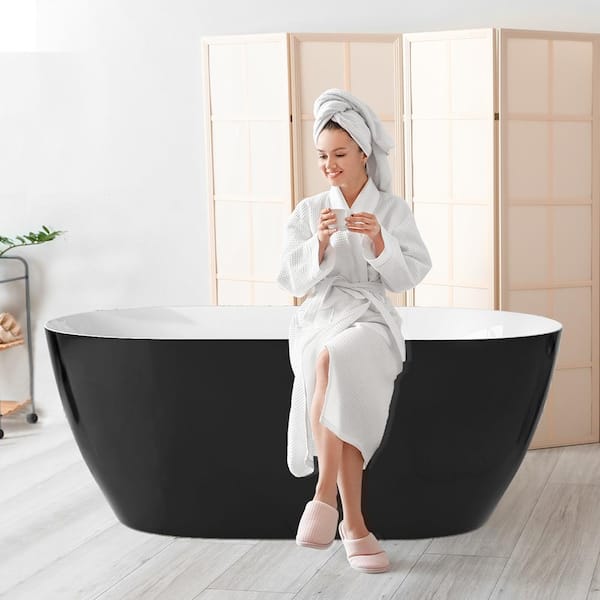https://images.thdstatic.com/productImages/8fbe1cd1-9e3a-40c4-a39d-f2ab2b7631ac/svn/black-and-white-getpro-flat-bottom-bathtubs-hd-gs325-59b-31_600.jpg