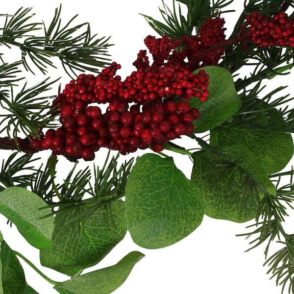 Gold Glimmer Holly With Dark Red Berries 59 Faux Garland