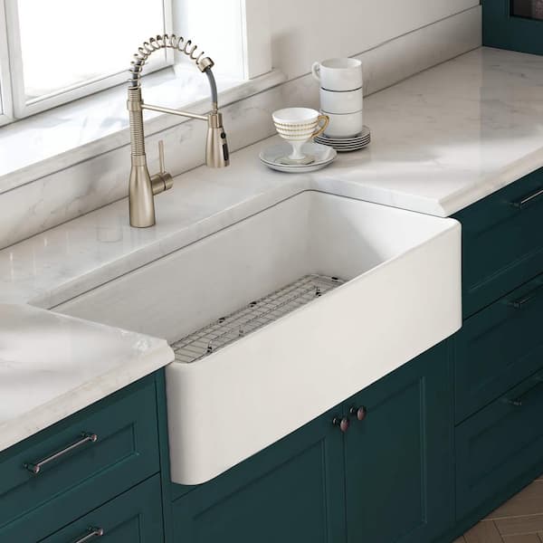 Getpro White Fireclay 33 in. Single Bowl Farmhouse Apron Kitchen Sink with Grid and Strainer