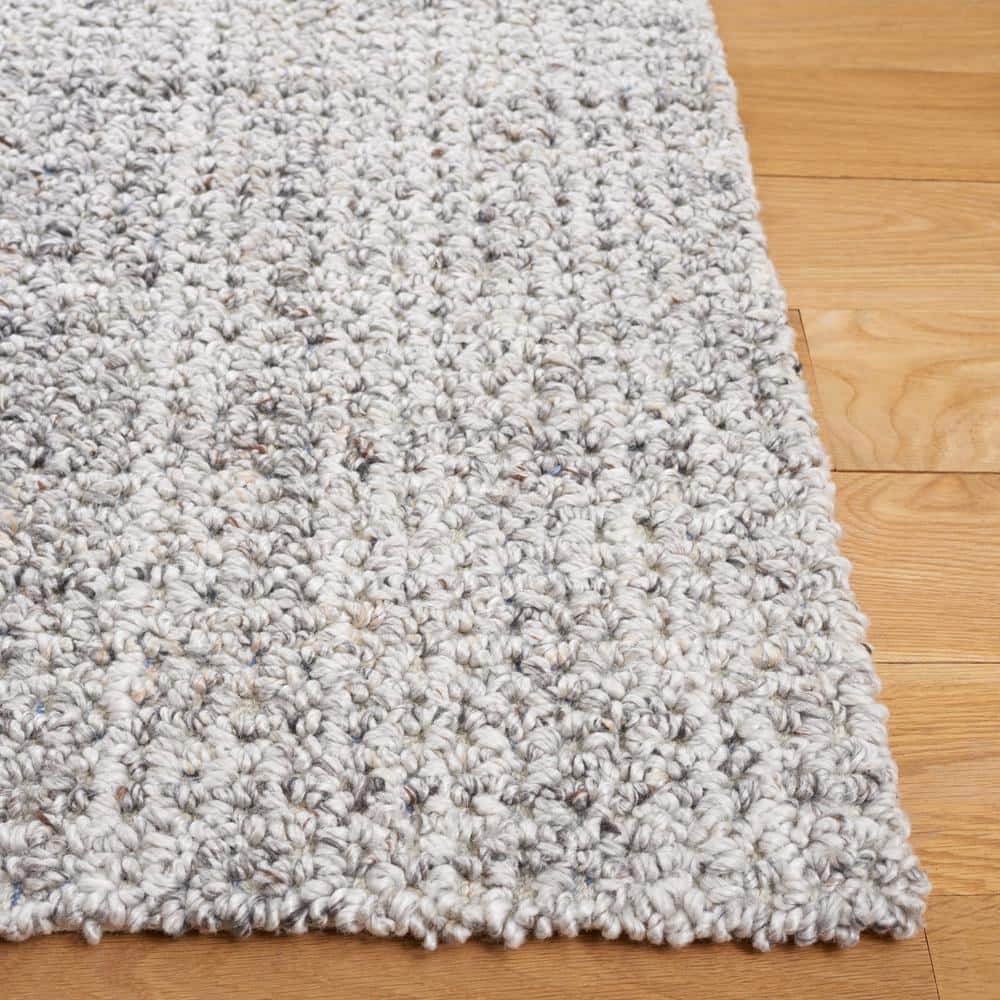 Light Grey Abstract Handmade Tufted Wool 4' x 6' Rug