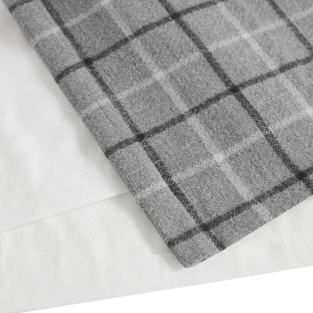 Gray Plaid Light-Filtering Polyester Curtain Panel with Fleece Lining