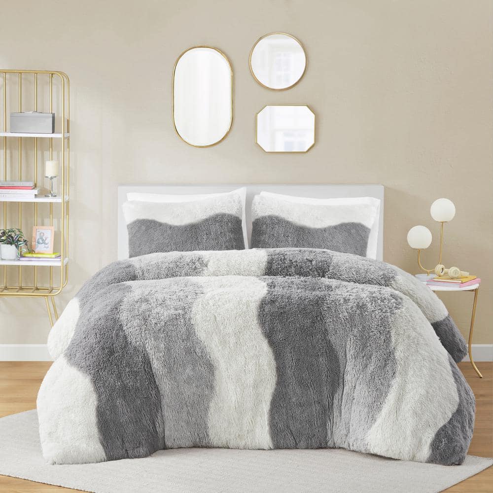 Intelligent Design Bridget 3 Piece Grey Polyester Full Queen Ombre Shaggy Faux Fur Comforter Set ID10 2292 The Home Depot