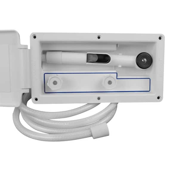 Attwood Aft-Deck Shower System