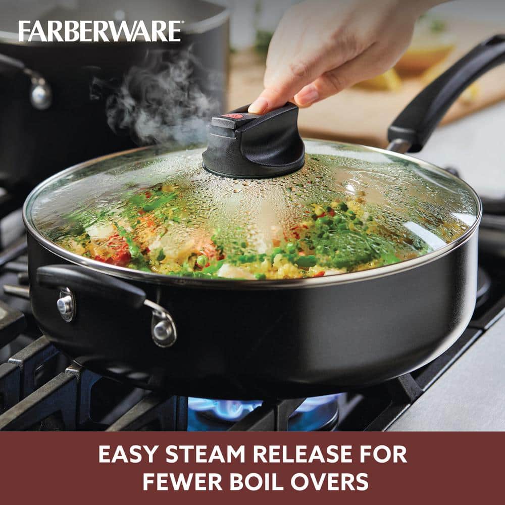 Black Aluminum Nonstick Jumbo Cooker with Lid and Helper Handle, 6 Quart