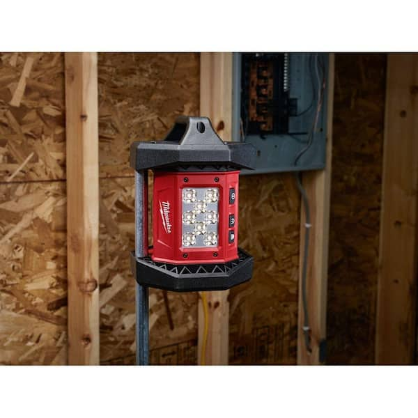 Milwaukee m18 rover discount led flood light