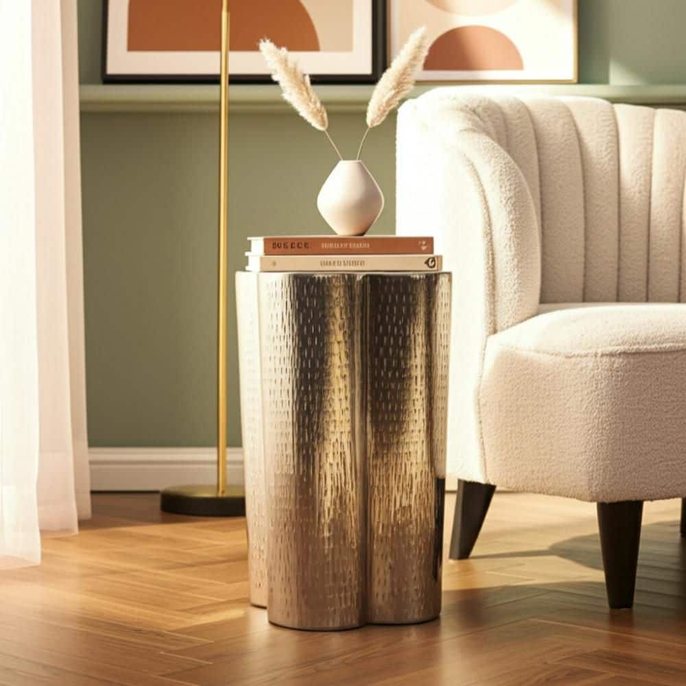 12 in. Gold Specialty Aluminum Short Shamrock End Table