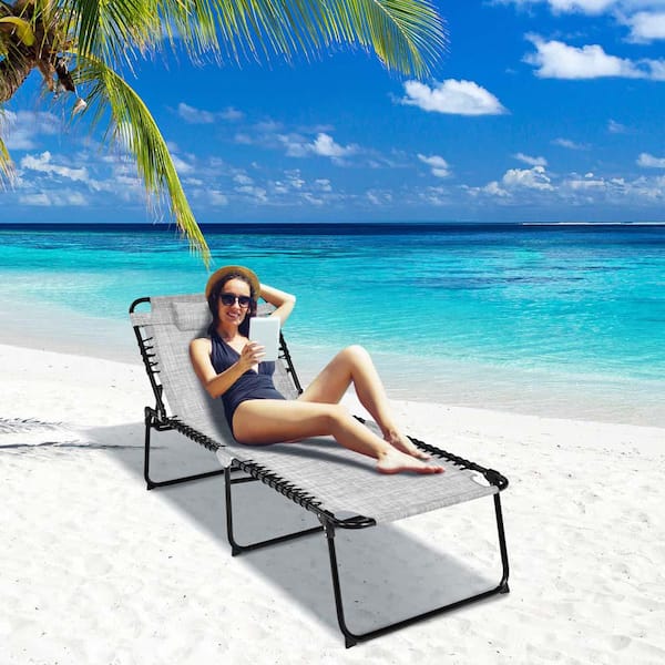 https://images.thdstatic.com/productImages/8ff749b1-8d1a-4ffb-b18c-8533356bb433/svn/outdoor-lounge-chairs-ln20232650-4f_600.jpg