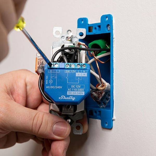 Shelly Plus 1 UL, 15A, WiFi and Bluetooth Smart Relay Switch with