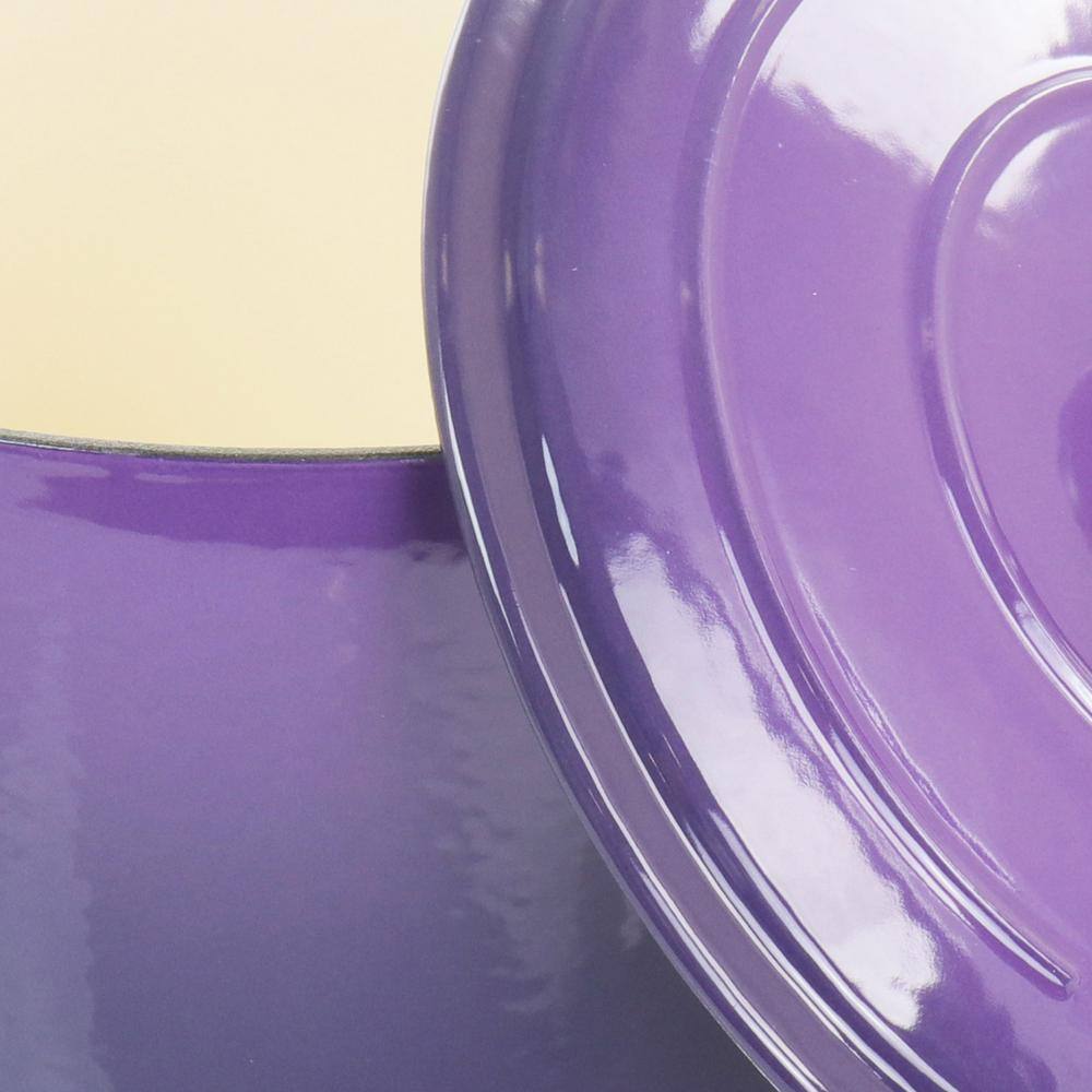 Lavender Enameled Cast Iron 5-Quart Dutch Oven with Lid