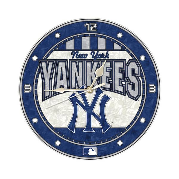 The Memory Company MLB -12 in. Novelty Yankees Art Glass Clock
