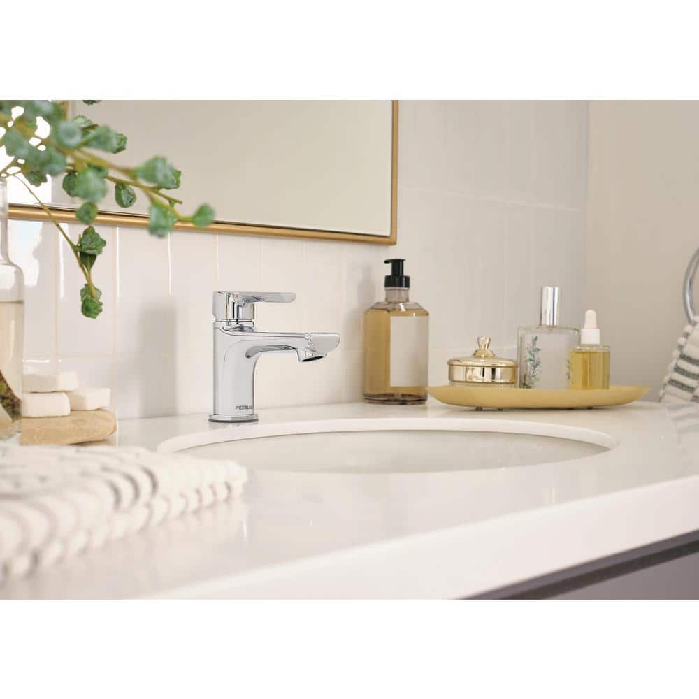 Chrome Single-Handle Cylindrical Bathroom Faucet