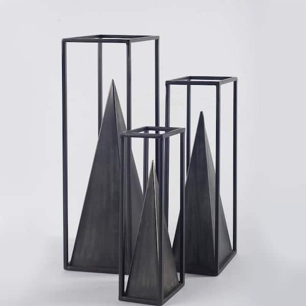 Mercana Memphis II (Medium) pyramid in a square metal frame finished in black