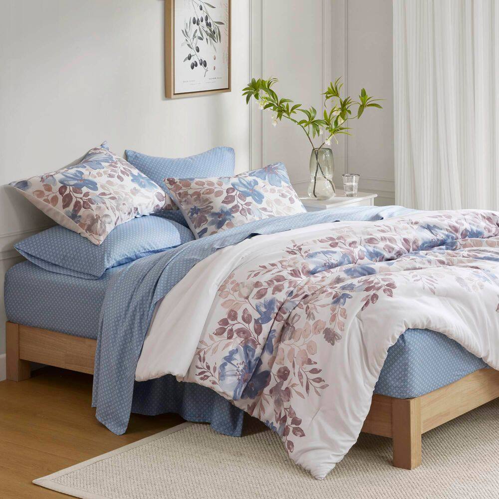 Twin Blue Microfiber Floral Bed in a Bag Set