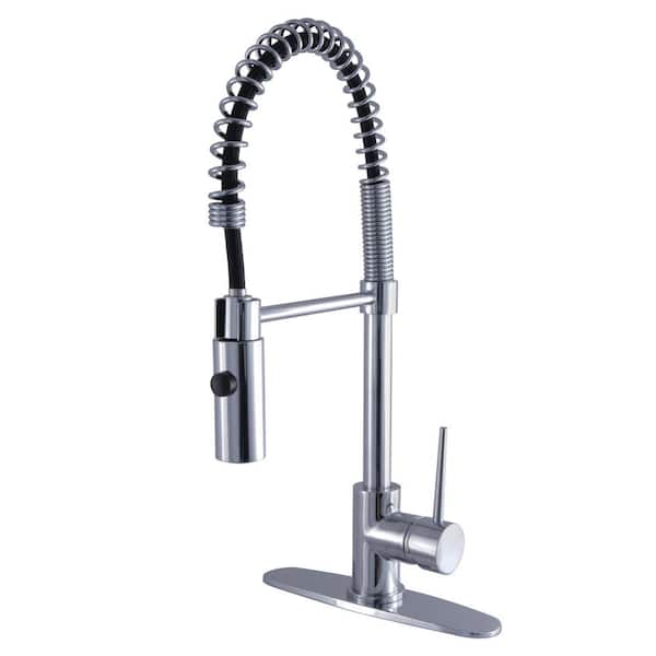 Kingston Brass New York Single-Handle Pull-Down Sprayer Kitchen Faucet in Polished Chrome