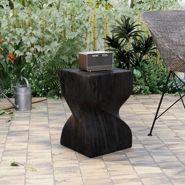 Onyx 18.11 in High Square Side Table in Fiberstone Modern End Table Assembled Indoor Outdoor Accent Table in Black