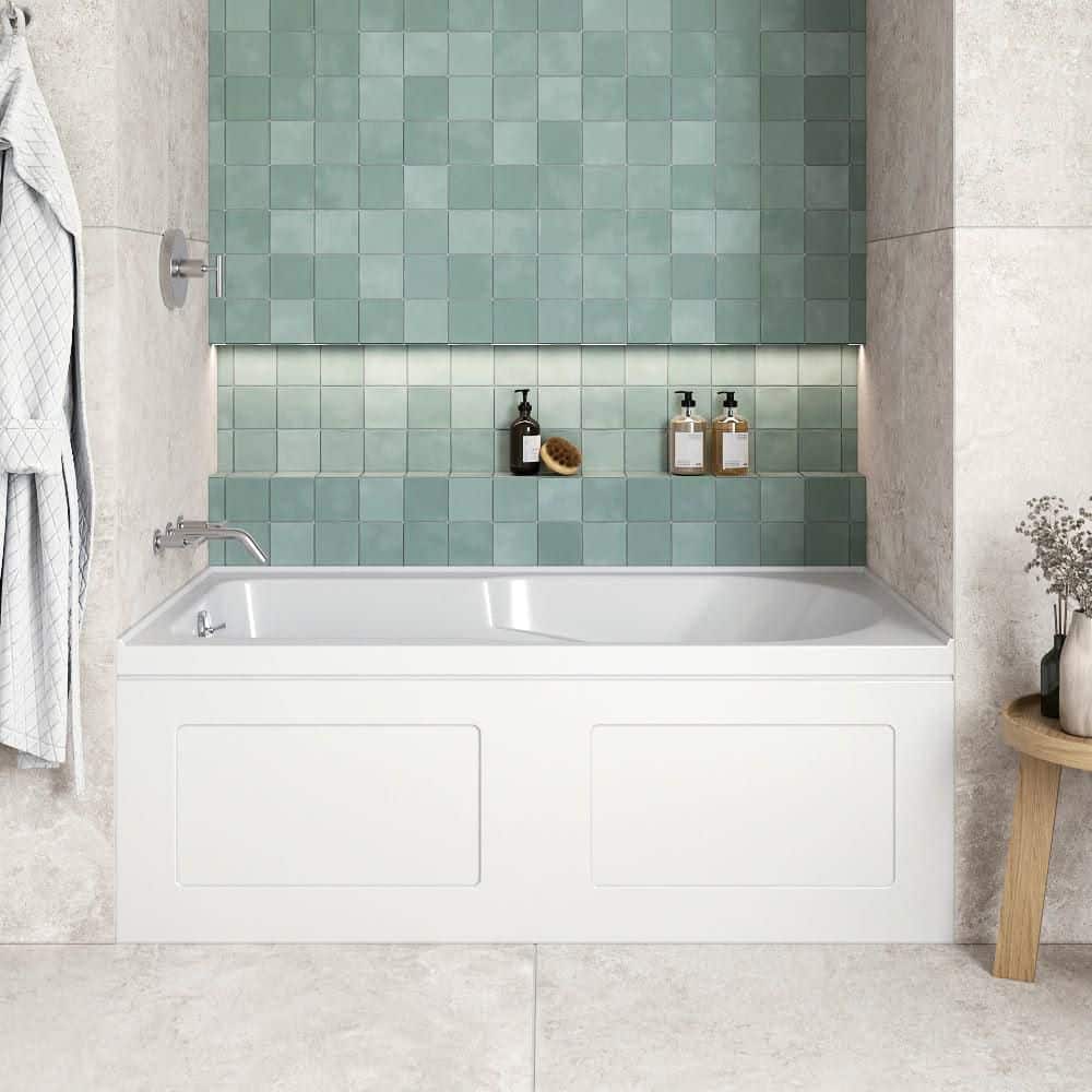 Glossy White Acrylic Rectangular Alcove Bathtub with Chrome Drain