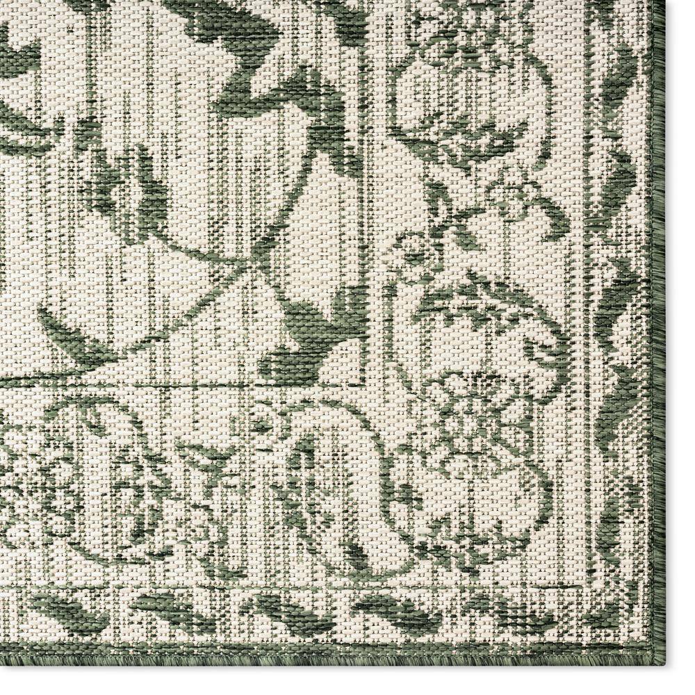Nicole Miller Light Green and Ivory Floral Indoor/Outdoor Area Rug