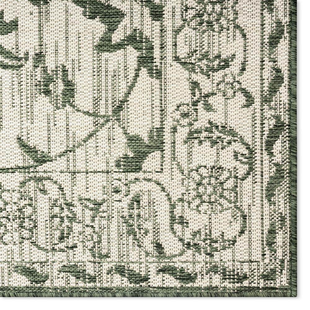 Nicole Miller Light Green and Ivory Floral Indoor/Outdoor Area Rug