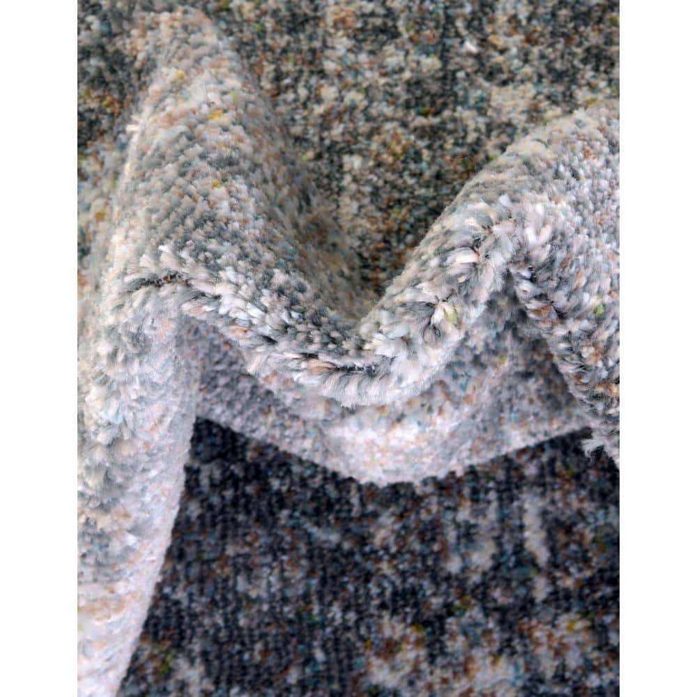 Gray Synthetic Floral Motif 8' x 10' Reversible Area Rug