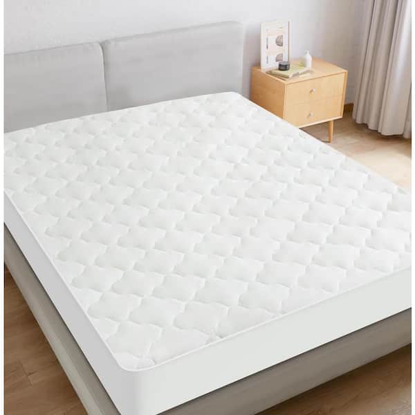 White Polyester Queen Mattress Protector Pad Waterproof Quilted
