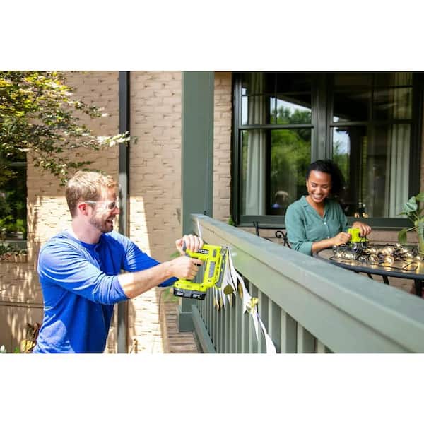 RYOBI - ONE+ 18V Compression Drive Cordless 3/8 in. Crown Stapler