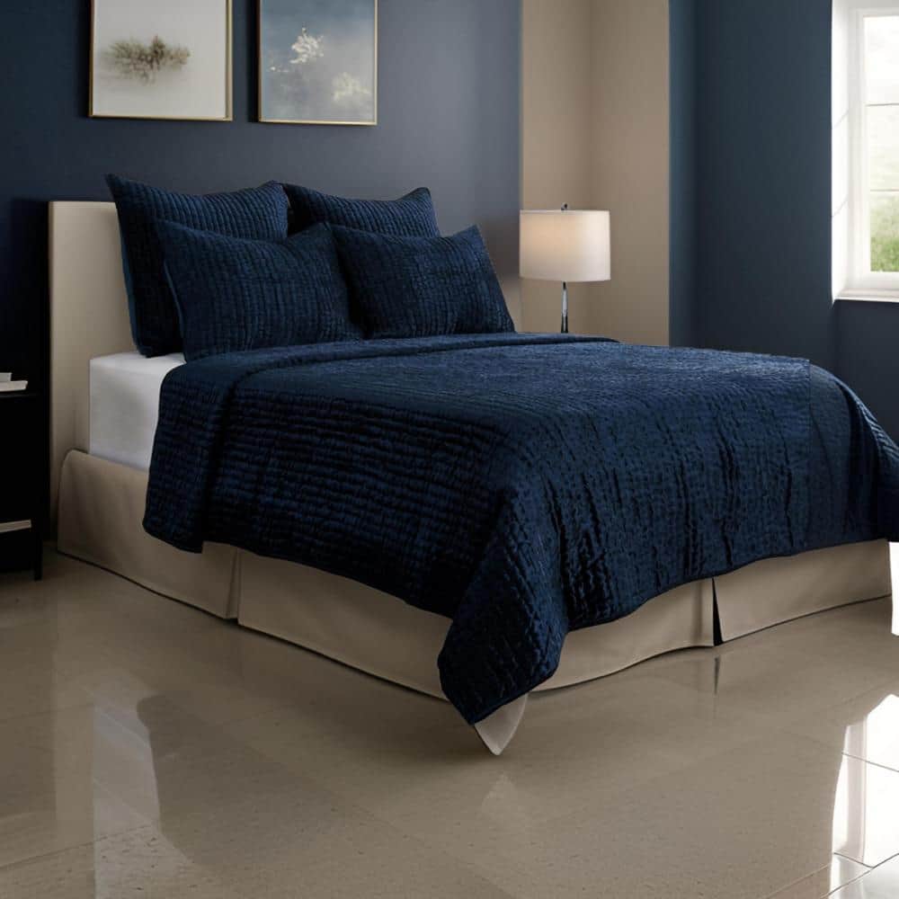 Benjara 1Piece Blue Solid King Size Velvet Quilt Only BM293260 The