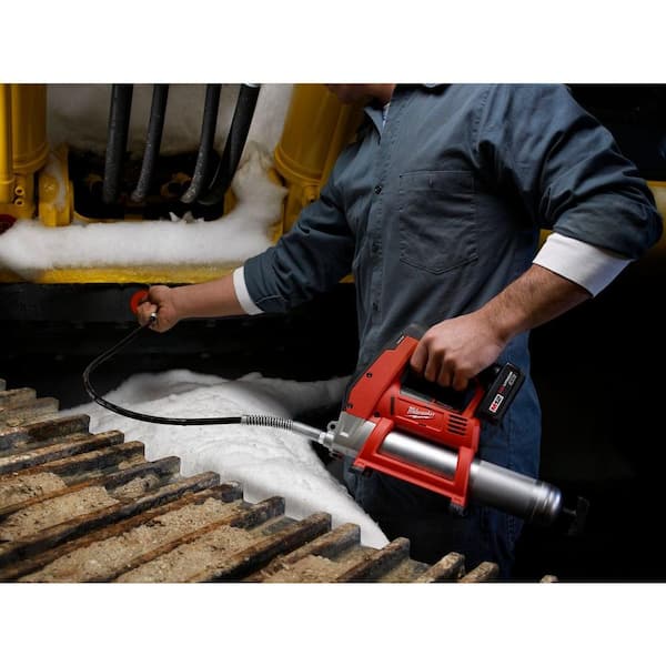 Milwaukee M12 Cordless Grease Gun 12 Volt Lithium Ion 8000 PSI Powerful Motor 