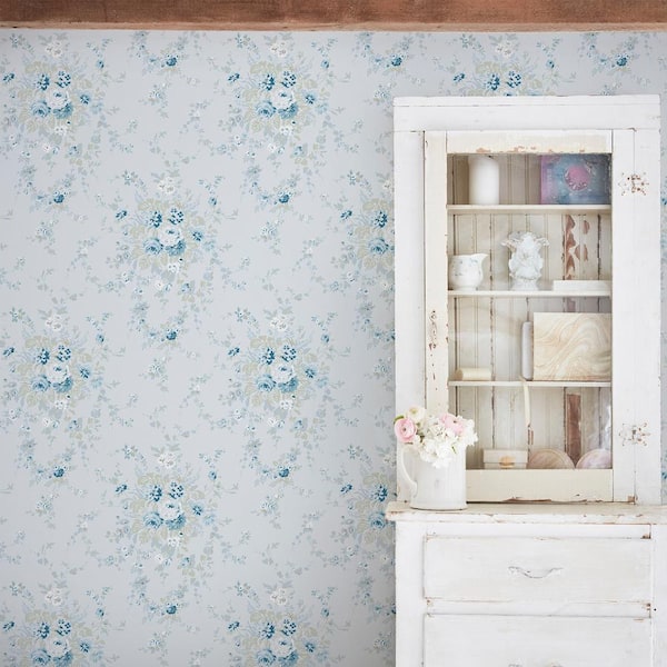 Rachel Ashwell Garden Floral Soft Blue Wallpaper