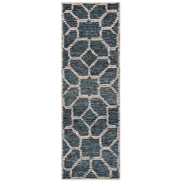 SAFAVIEH Natural Fiber Beige/Charcoal 2 ft. x 7 ft. Geometric Runner Rug