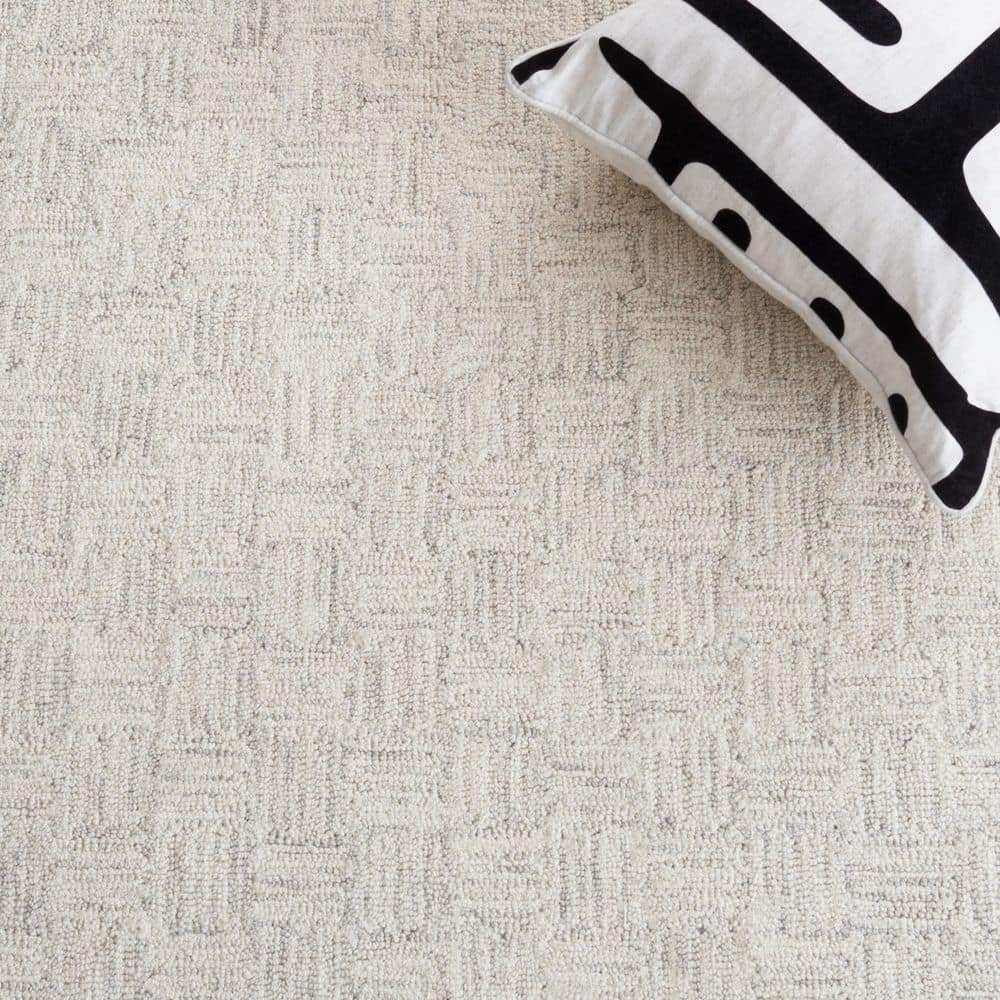 Ivory Wool Elegance 5' Square Tufted Area Rug