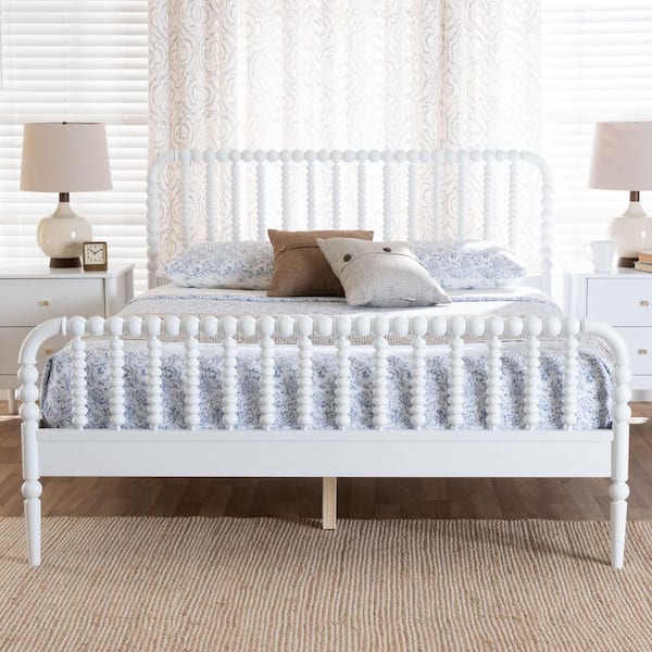 Lucera White Wood Frame Queen Platform Bed