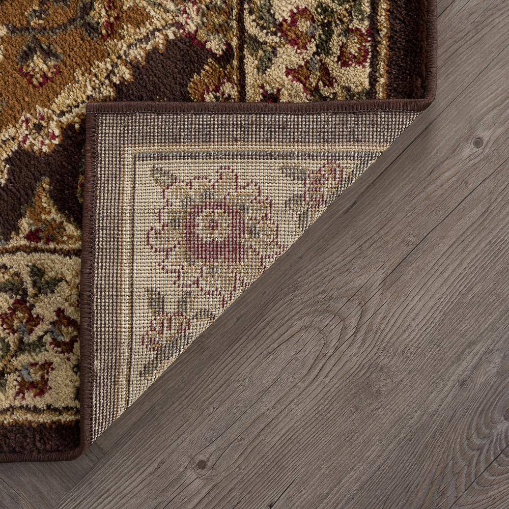 Traditional Multicolor Synthetic 5' x 7' Area Rug