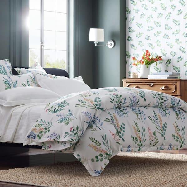 The Company Store Plinto Stripe White/Green Non-Pasted Wallpaper Roll (Covers 52 sq ft)