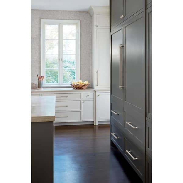 Winsome 24 in. (610mm) Traditional Satin Nickel Bar Appliance Pull