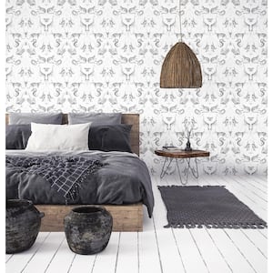 Bazaar Collection White / Grey Animal Menagerie Damask Non-Woven Non-Pasted Wallpaper Roll (Covers 57 sq.ft.)