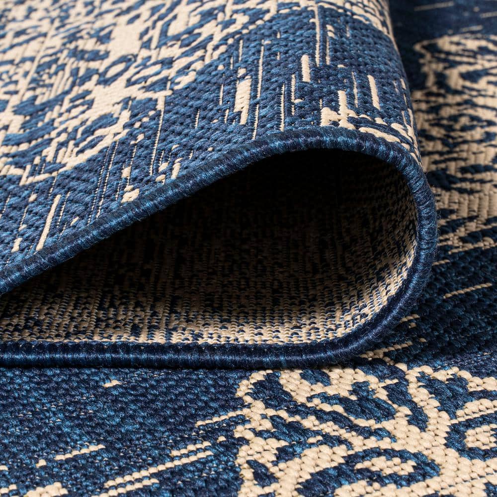 Tuscany Navy & Beige Medallion 8'x10' Synthetic Area Rug