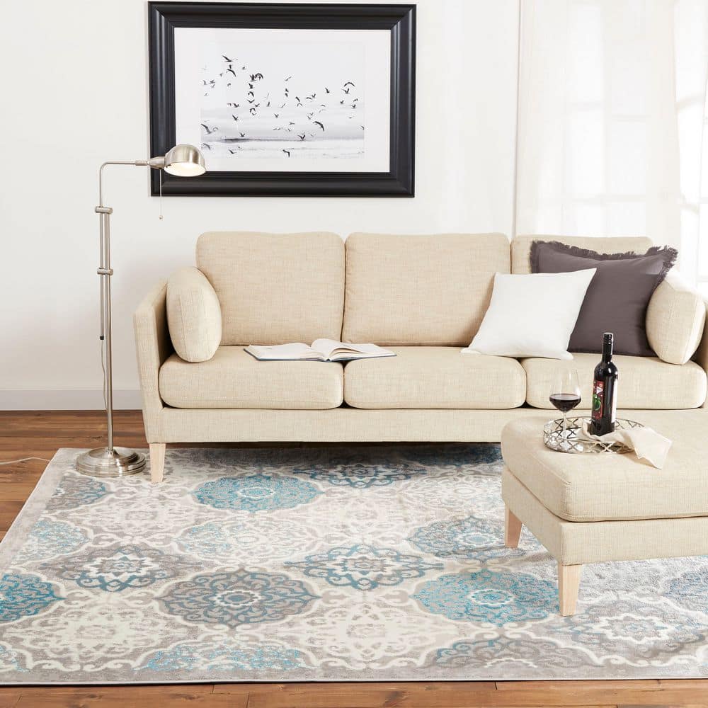 Reversible Grey/Blue Medallion Synthetic Area Rug 47in