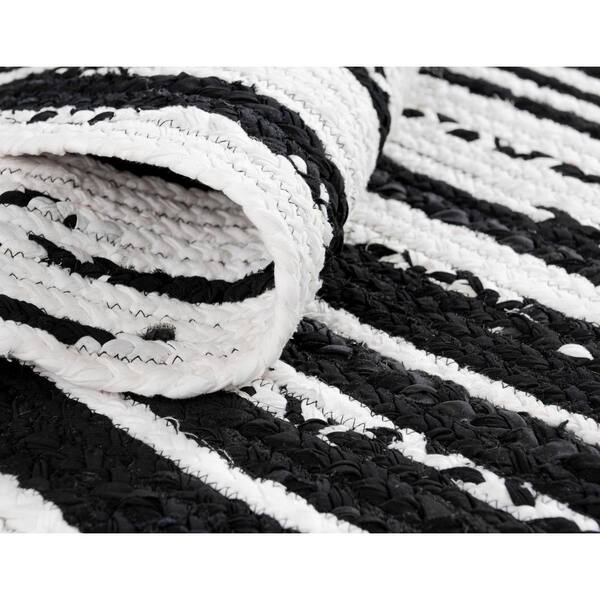 Loom Black and White Weave Bath Towel