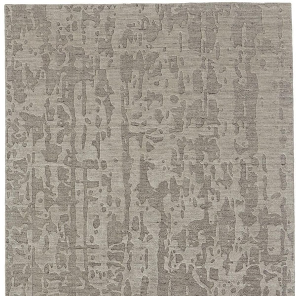 6 x 9 Taupe Abstract Area Rug