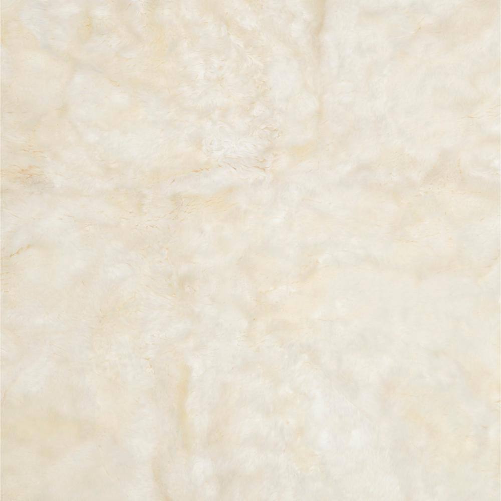Luxurious Hand-Knotted Natural White Sheepskin 5' x 8' Area Rug