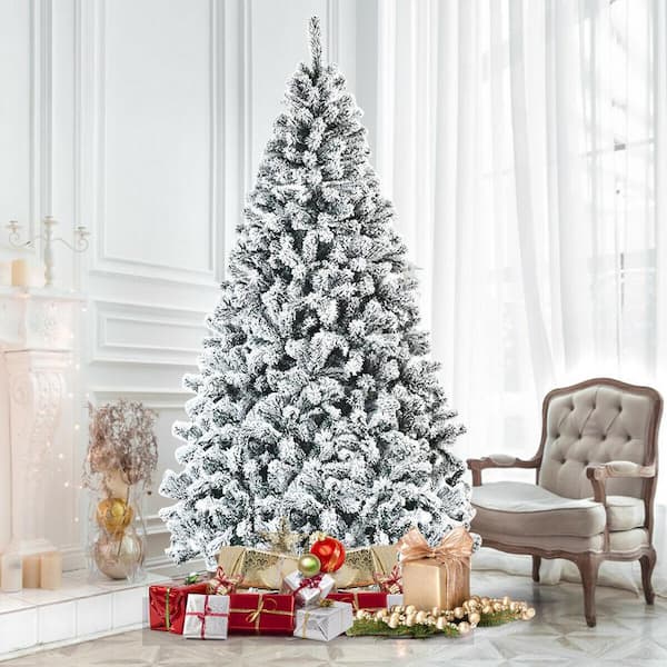 Fraser Hill Farm 6.5-ft. Pre-Lit Half Wall Snowy Christmas