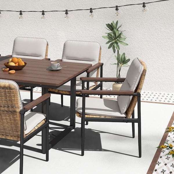 Grove Tranquil 4-Piece Aluminum Wicker Outdoor Dining Chairs with Light Gray Cushions